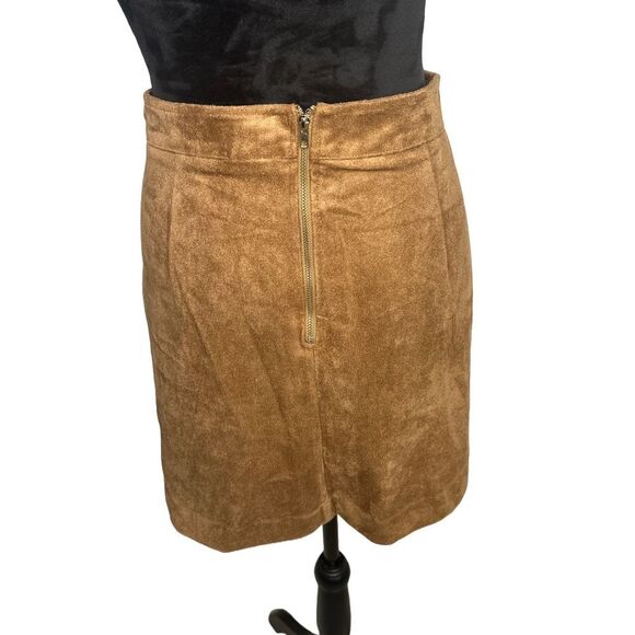 She and Sky Boho/Western Tan Faux Suede Lace-Up Skirt size L - Picture 2 of 7